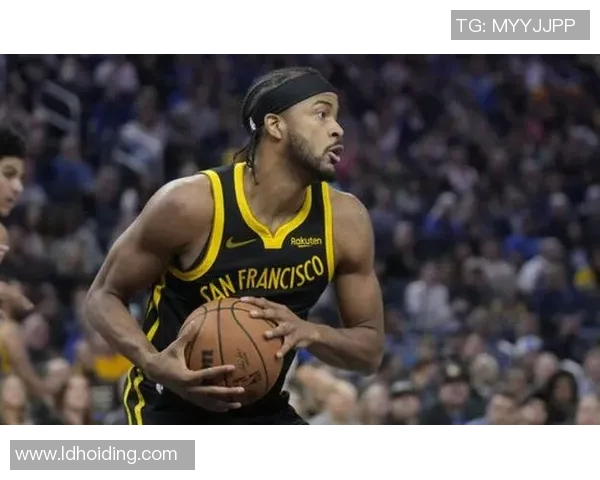 勇士自研3D球员打造完毕！穆迪赛季三分超45%，打服科尔给足地位