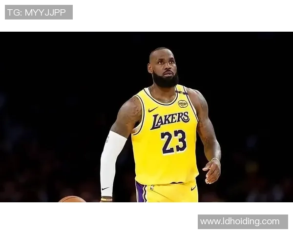 湖人主场108-125太阳,球员打分:1人满分、3人及格、4人崩盘! 湖人主场108-125太阳,球员打分:1人满分、3人及格、4人崩盘!