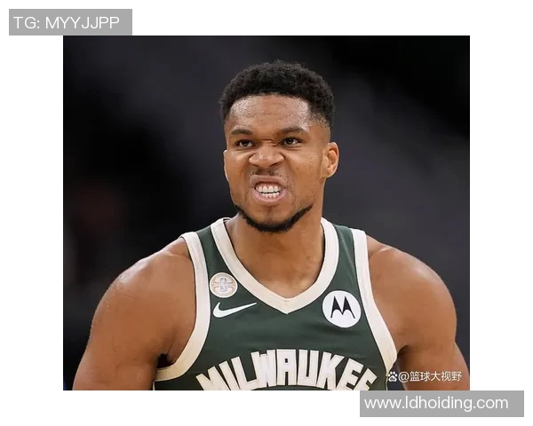 雄鹿117-115胜步行者,字母哥绝杀后作出霸气手势,特纳被虐 雄鹿117-115胜步行者,字母哥绝杀后作出霸气手势,特纳被虐