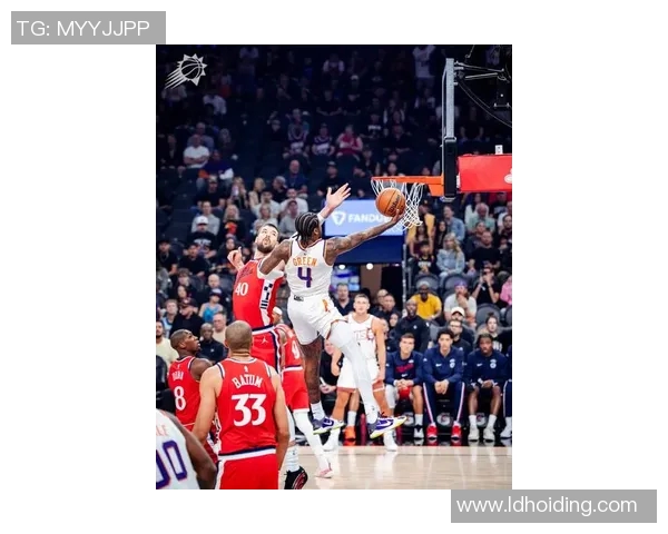 首秀狂砍29分+6记三分!杰伦·格林22分钟统治赛场,太阳大胜快船迎救赎 首秀狂砍29分+6记三分!杰伦·格林22分钟统治赛场,太阳大胜快船迎救赎